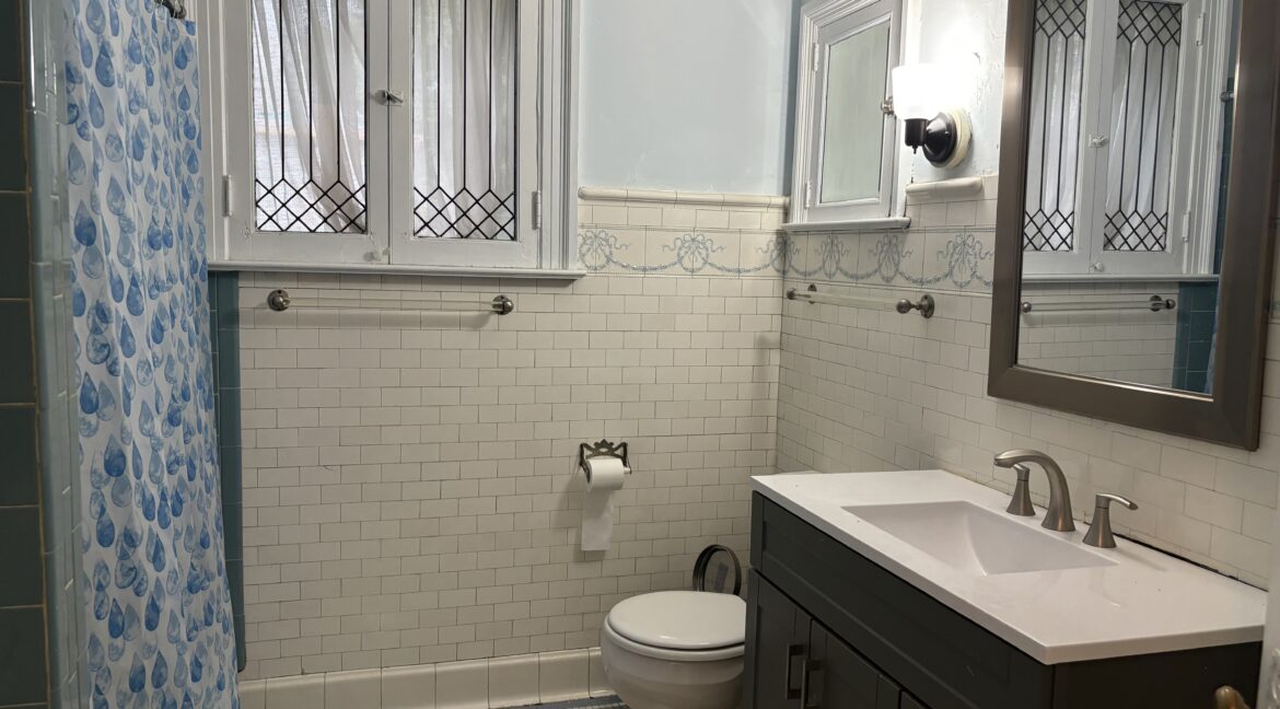 bathroom(1)