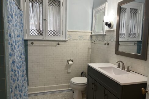 bathroom(1)