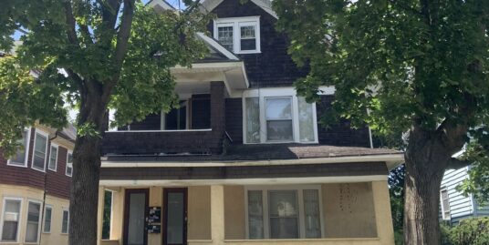 11 Cedar Apt 3
