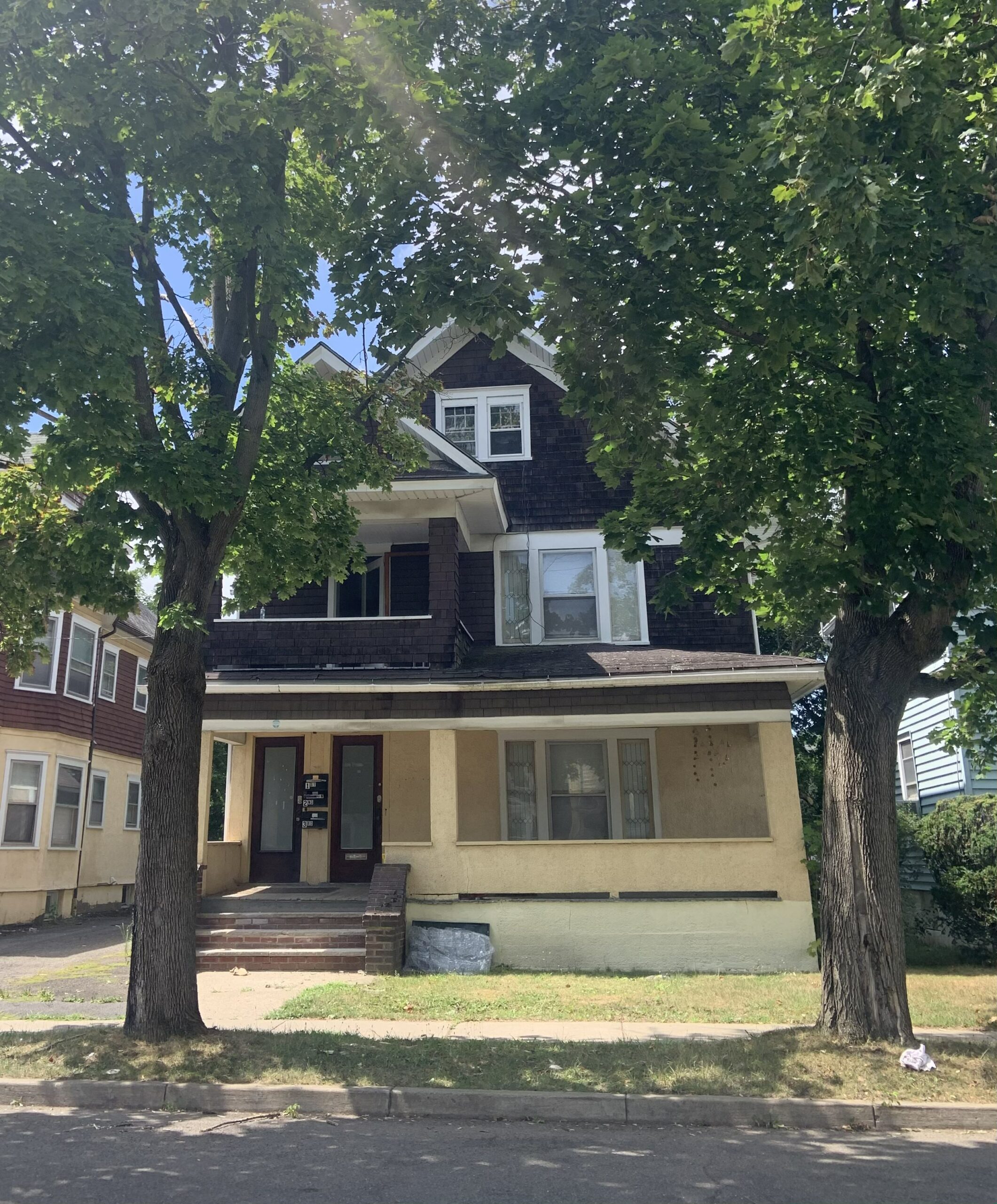 11 Cedar Apt 3