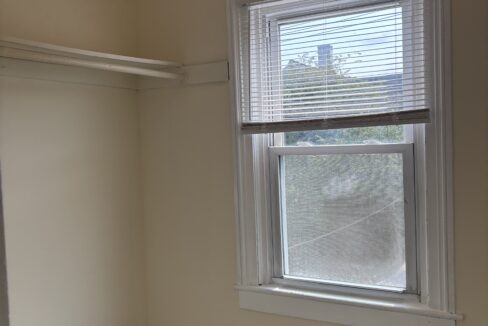 2F closet