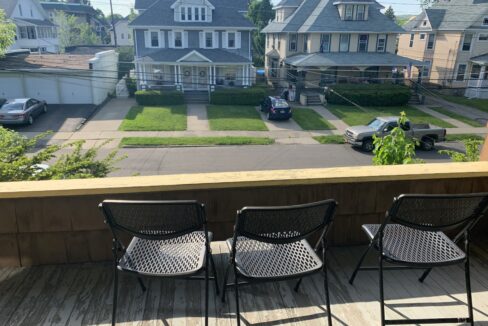2b balcony